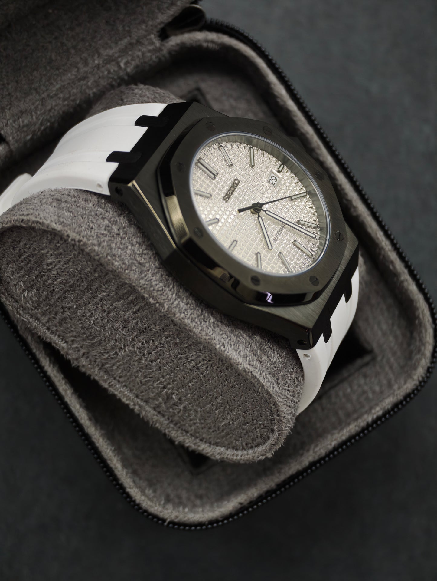 Monochrome Royal Oak | 41mm NH35 Automatic