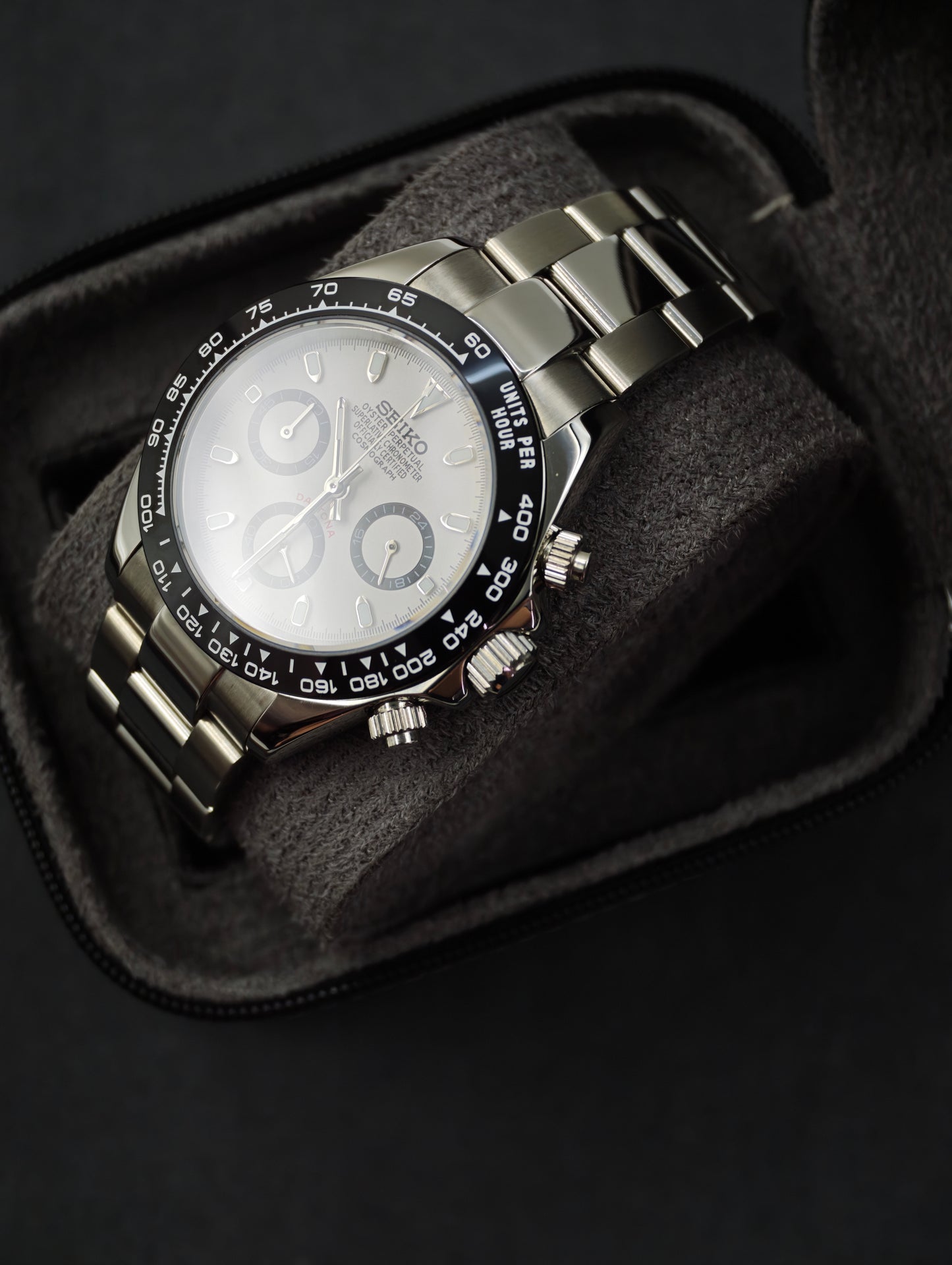 Panda Chronograph | 40mm VK63 Mecha-Quartz