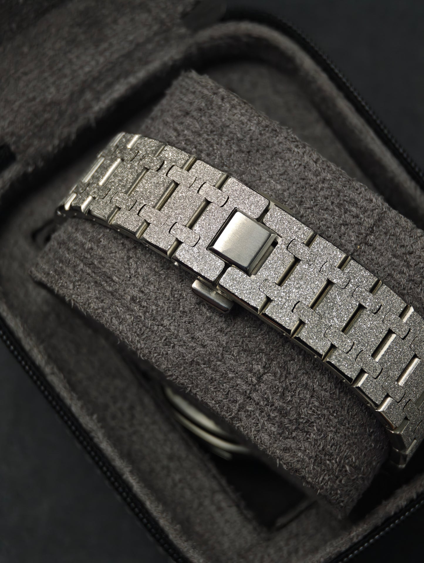 Rainbow Frost Chronograph | 41mm VK63 Mecha-Quartz