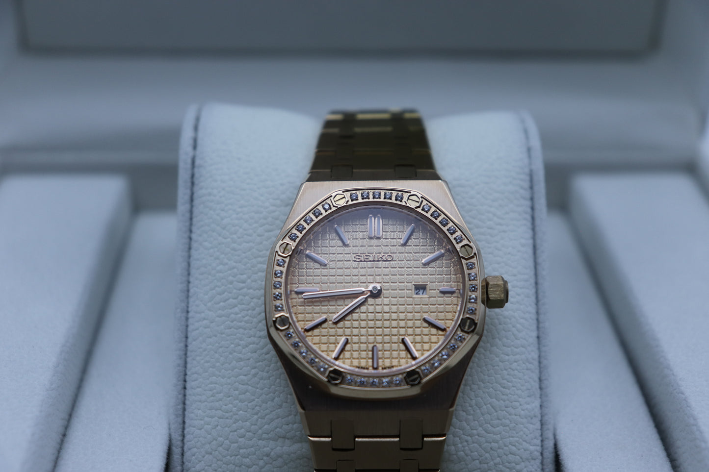 Royal Oak Rose Gold Crystal Mod | Quartz